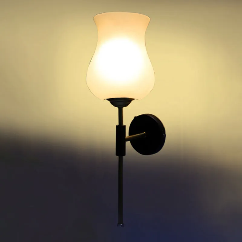Beryll Glass & Steel Wall Lamp media 5
