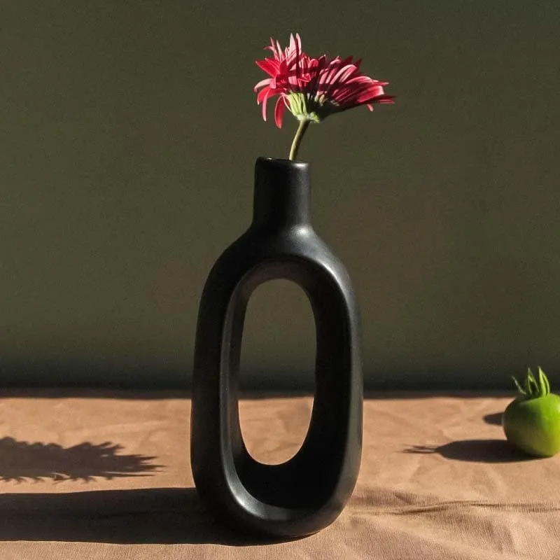 Gunnen Vases (Black) - Set of Two media 5