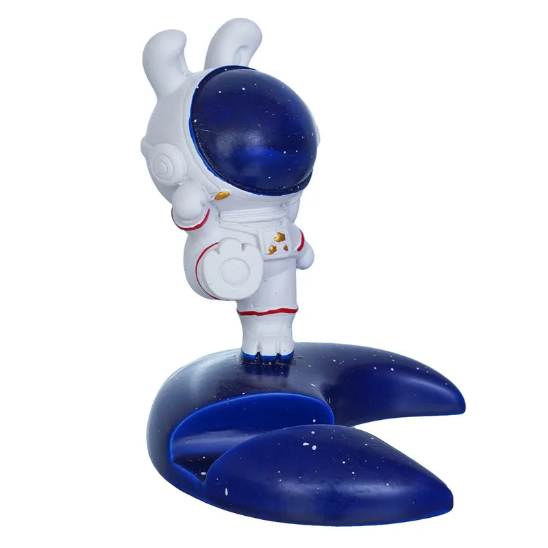 Baby Astronaut Showpiece media 6