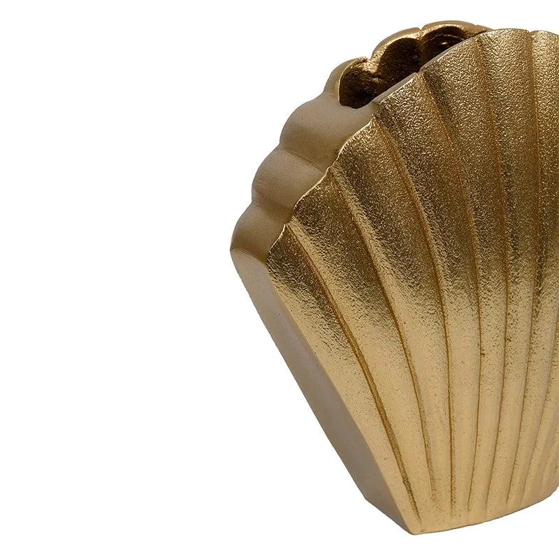 Oyster Treasure Vase - Gold media 3