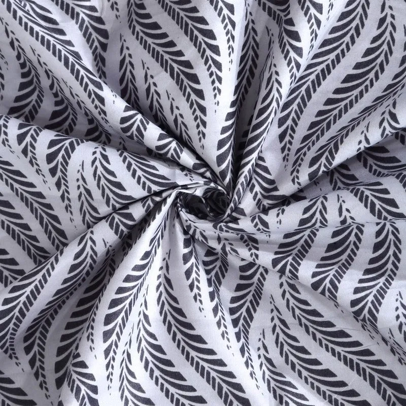 Simple Stripe Bedsheet - 140 GSM media 5