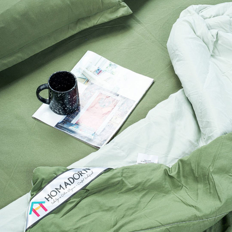 Lush Slumber Reversible Comforter (Green)  90 GSM media 4