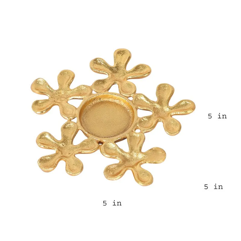 Golden Flora Tealight Holder media 6