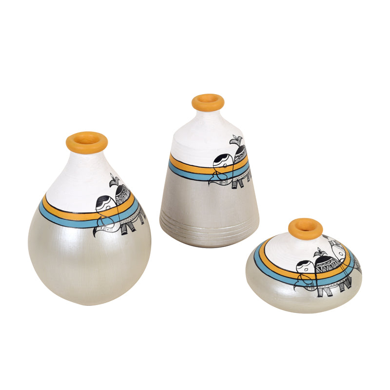 Sinchora Mystic Madhubhani Vase - Set Of Three media 6