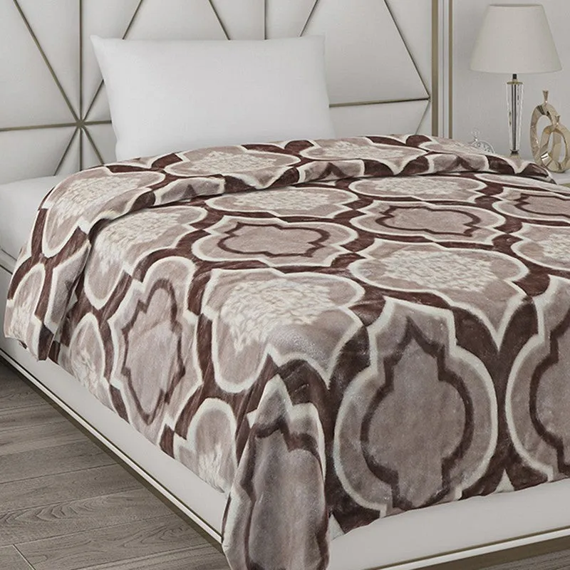Monte Carlo Elegance Embrace Blanket - 553 GSM media 4