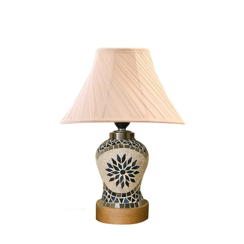 Floranira I Pleated Wooden Table Lamp - Multicolor media 5
