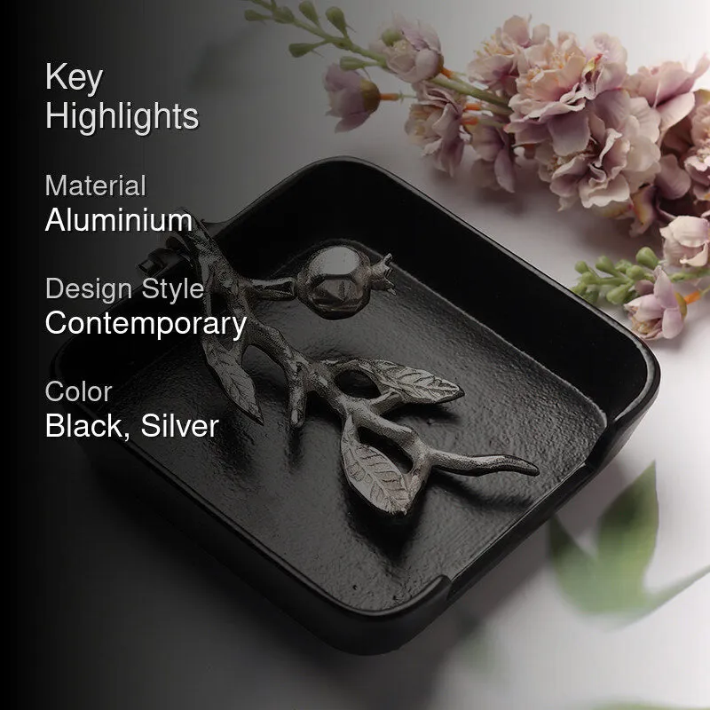 Riff Tissue Holder - Silver media 2