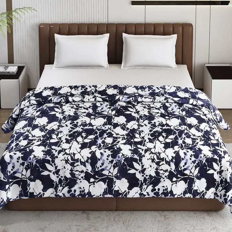 Monte Carlo Petaluxe Floral Print Polyester Blanket (Blue) - 300 GSM media 3