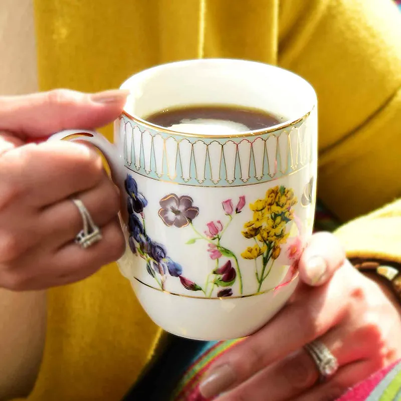 Basant Coupe 24k Gold Brushed Porcelain Coffee Mug (280 mL Each) - Set of Four media 4