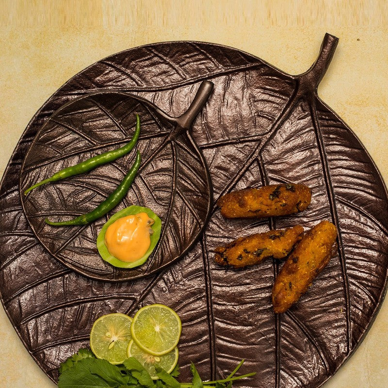 Leaf Stitch Aluminum Platter - Set of Two media 4