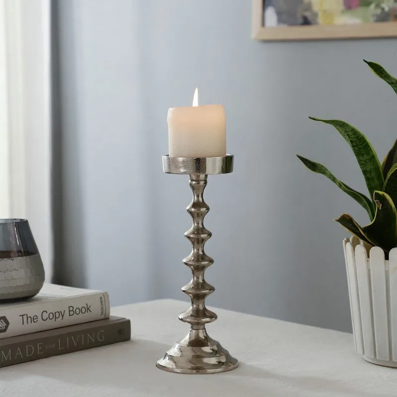 Heritage Pedestal Candle Holder - Silver media 1