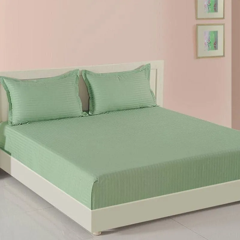 Swayam Aamodh Solid Cotton Bedsheet (Green) - 400 TC media 1