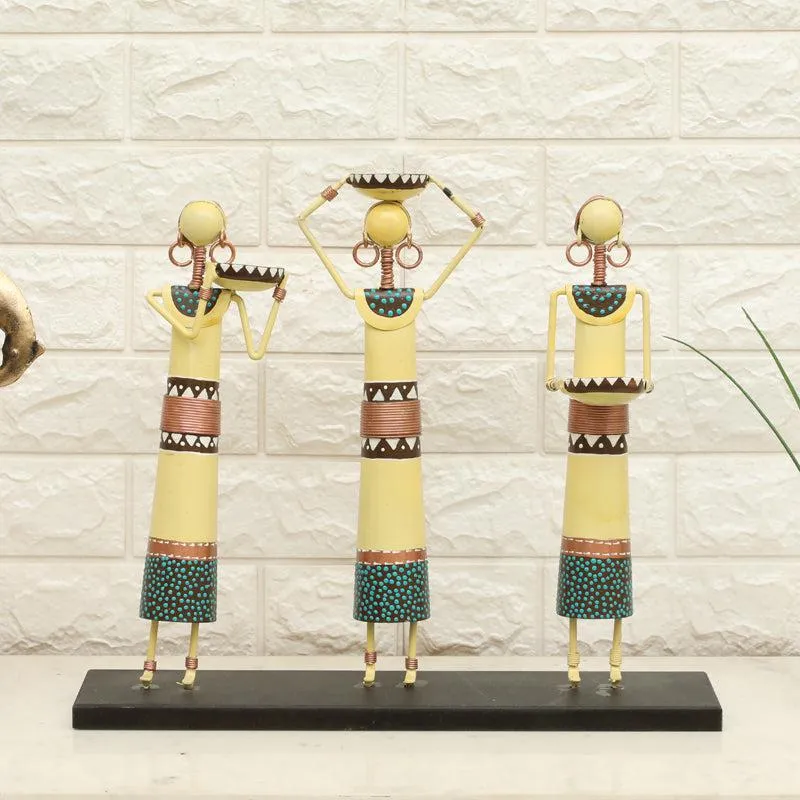Trio of Traditions Showpiece media 1