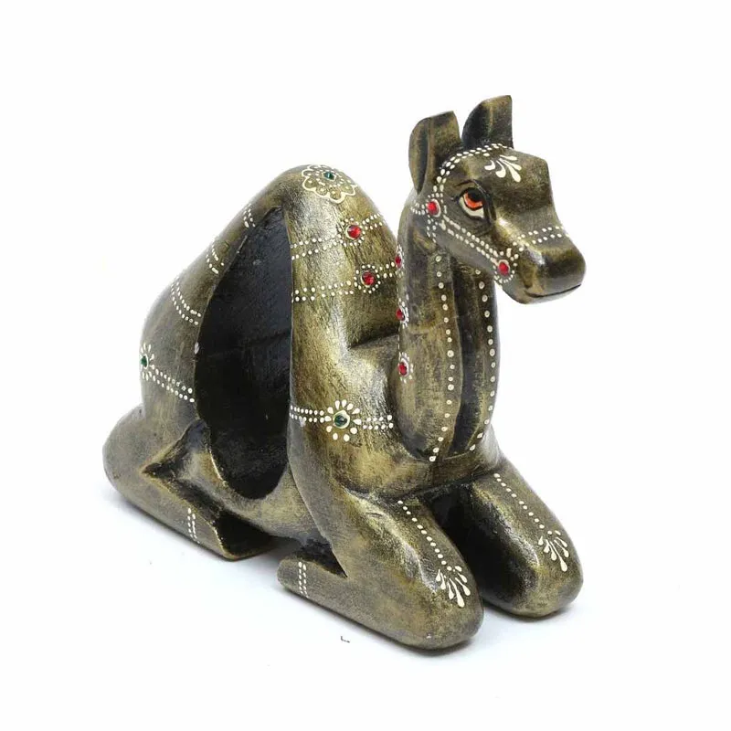 Resting Camel Showpiece media 4