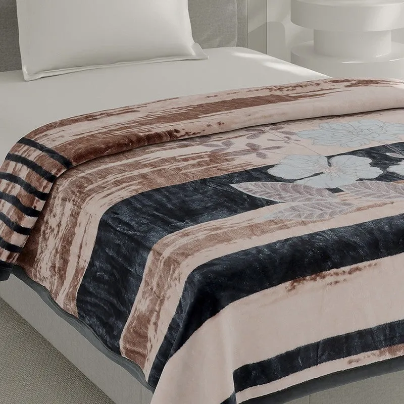 Monte Carlo Midnight Mirage Blanket - 483 GSM media 4