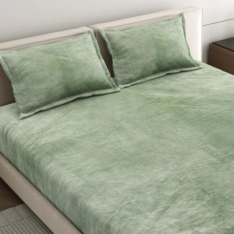 VelvetDream Woolen Bedsheet (Green) - 150 GSM media 5