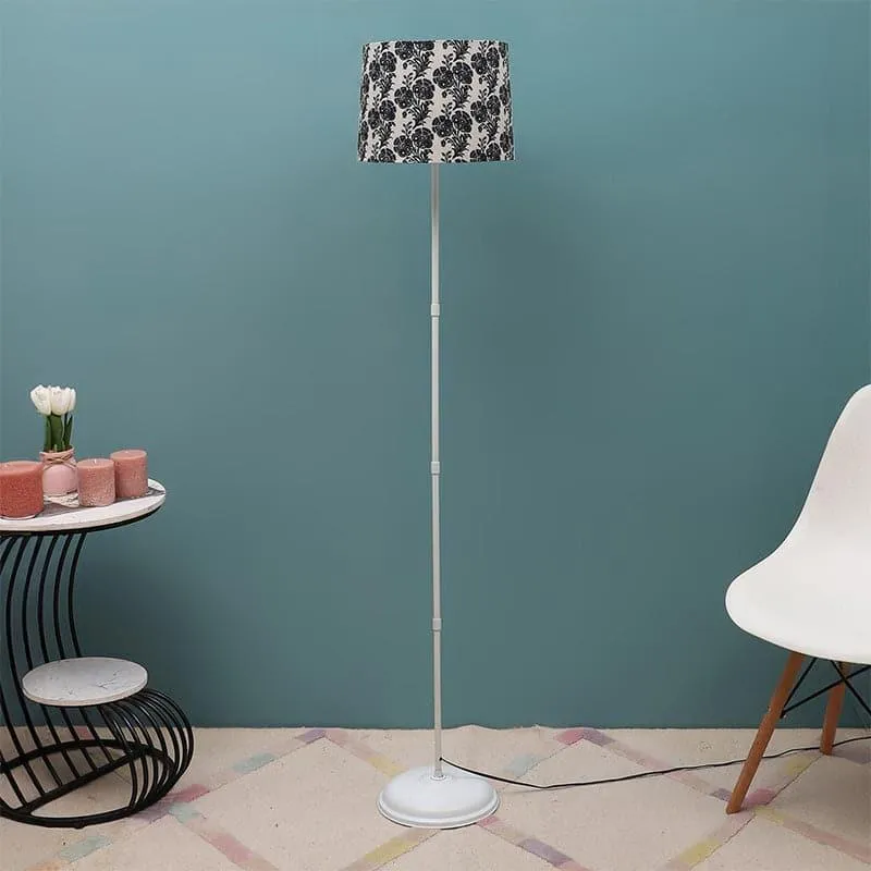 Filigree Helene Floor Lamp media 3