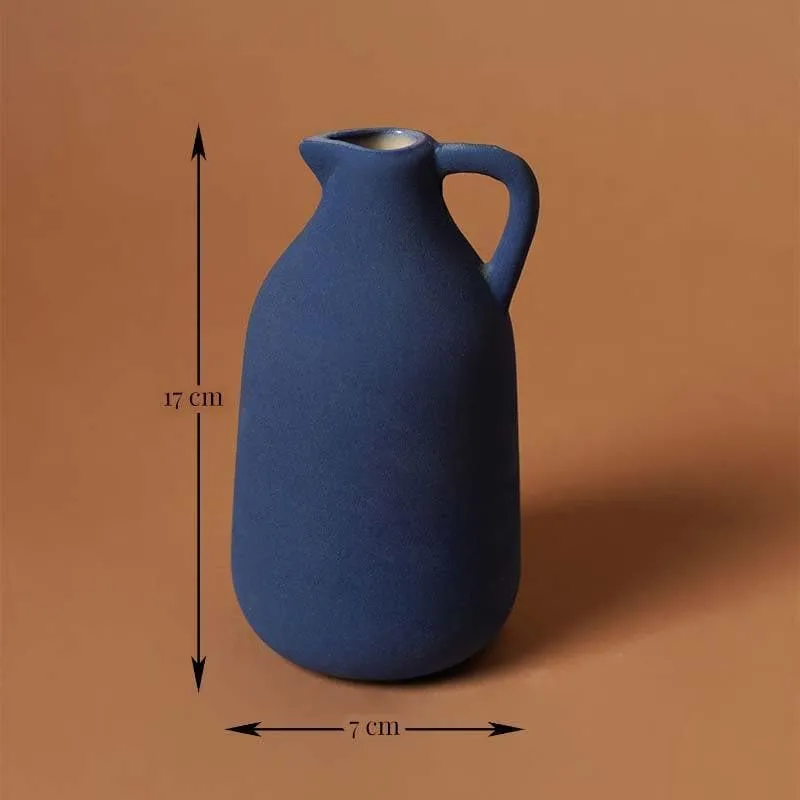 Fika Vase media 3