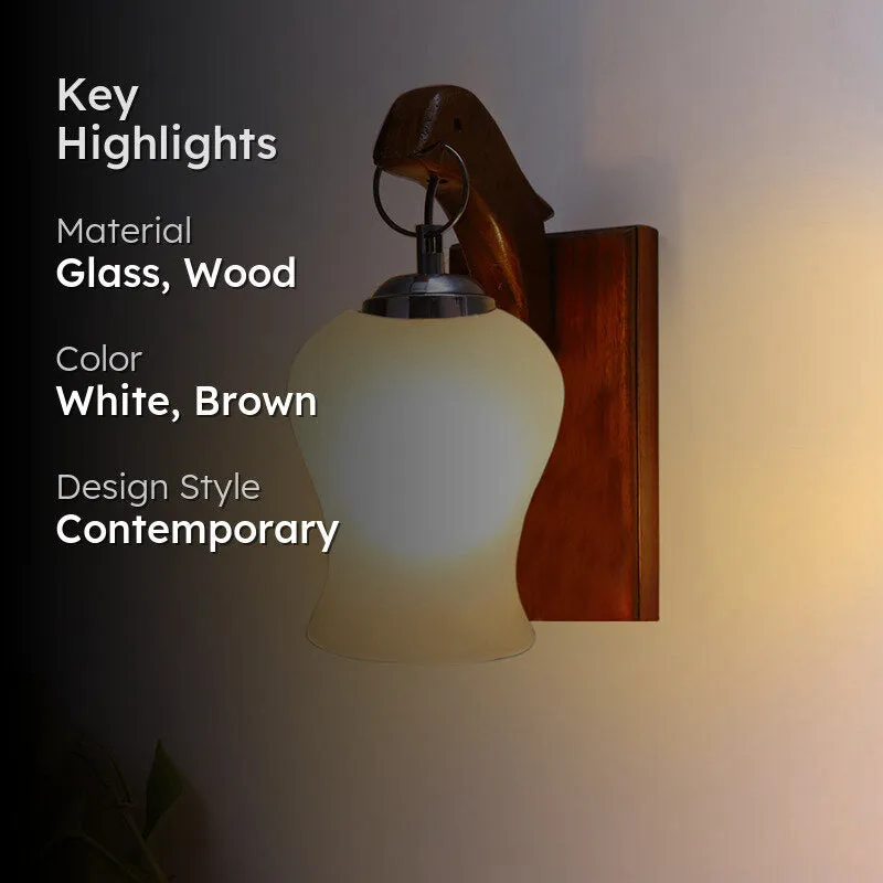 Estrella Glass & Wooden Wall Lamp media 2
