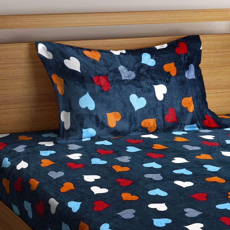 Love Cove Woollen Bedsheet - 180 GSM media 4