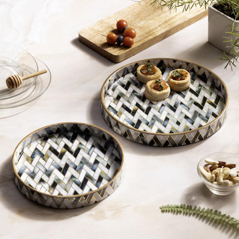 Imara Round Zig Zag Serving Tray - Set Of Two
