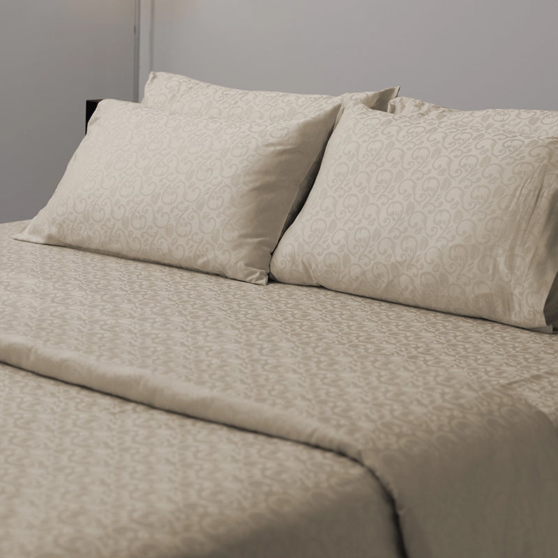 Coral Bloom Jacquard Cotton Bedsheet (Beige) - 300 TC media 4