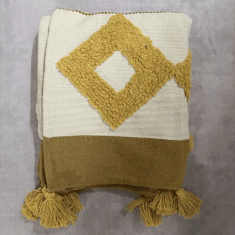 Sun Weave Tufted Throw media 4