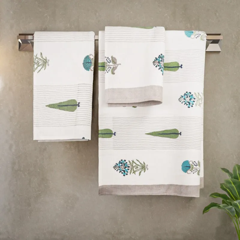 Jungle Fern Cotton Towels (Grey) - Three Piece Set media 3