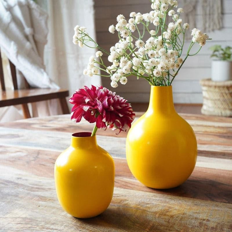 Ourania Metal Vase (Yellow) - Set Of Two media 3