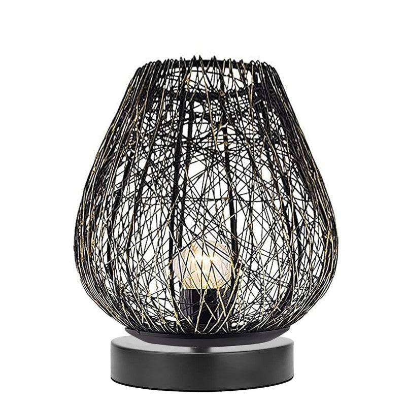 FormFusion Metal Table Lamp media 3