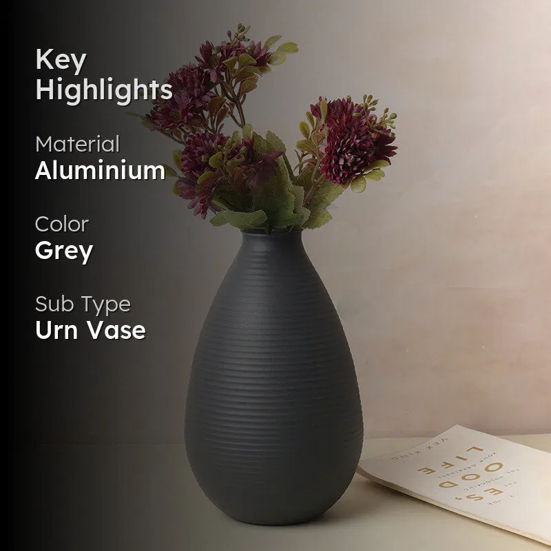 Doro Aluminium Vase - Grey media 2