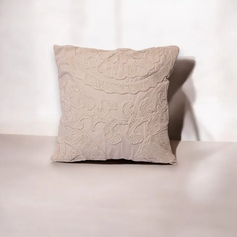 Plush Curves Tufted Cushion Cover - Ivory media 5