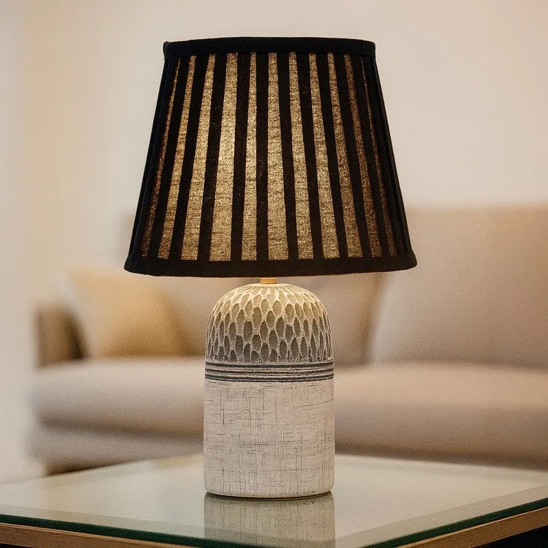 RadiNest Adaptive Ceramic Table Lamp - Black media 1