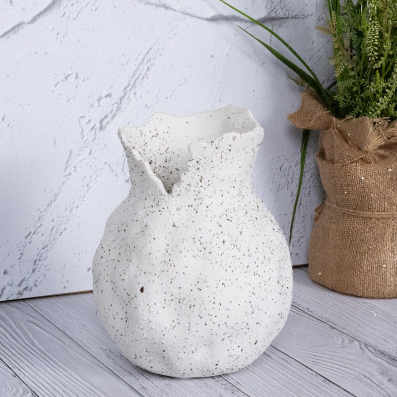 Obsidrift Ceramic Vase media 3