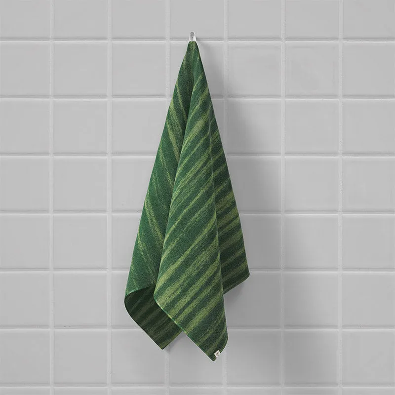 Sunscreen Terry Cotton Bath Towel - Green media 1