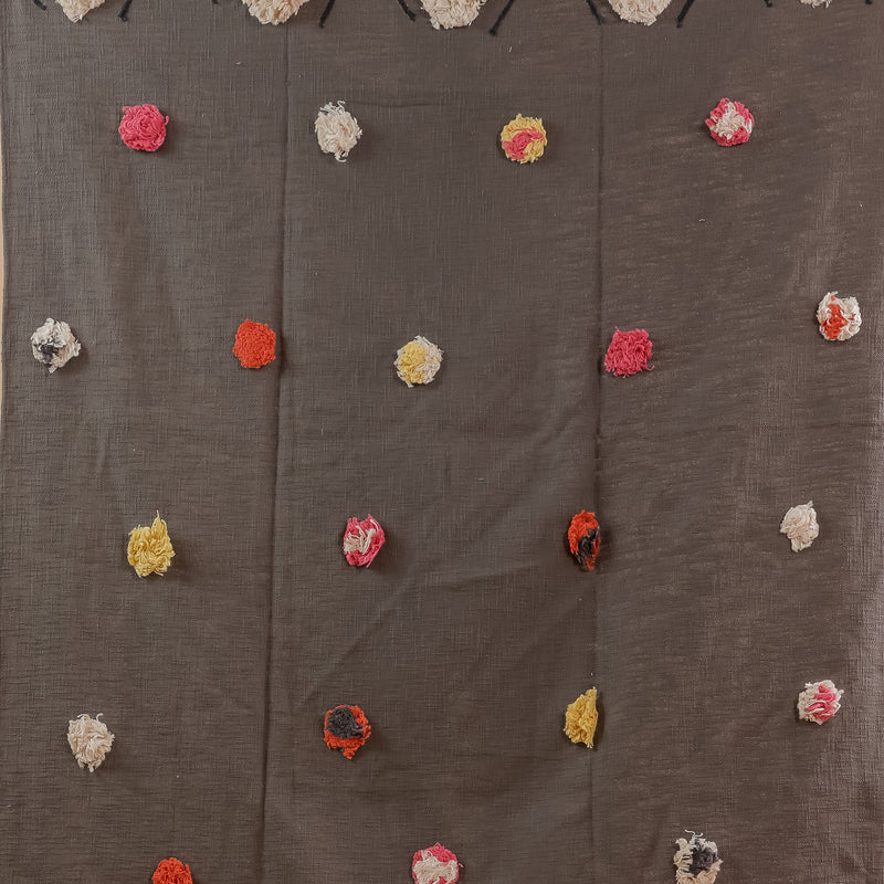 Pom Pom Tufts Cotton Throw media 6