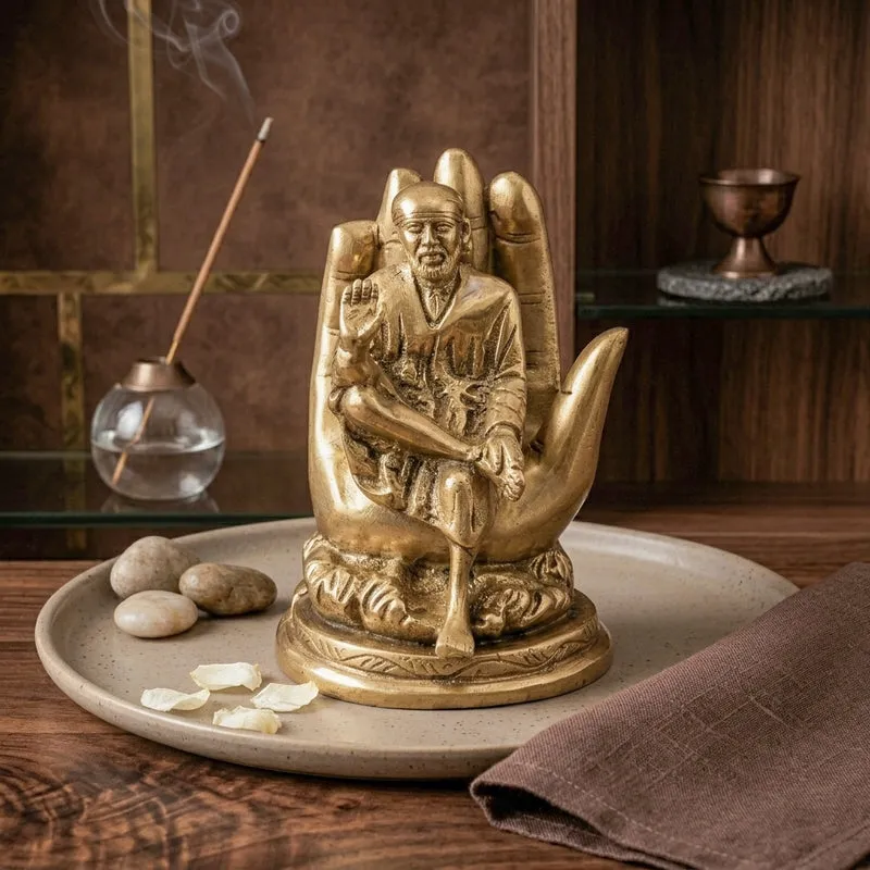 Shiridhi Saibaba On Palm Brass Idol media 4