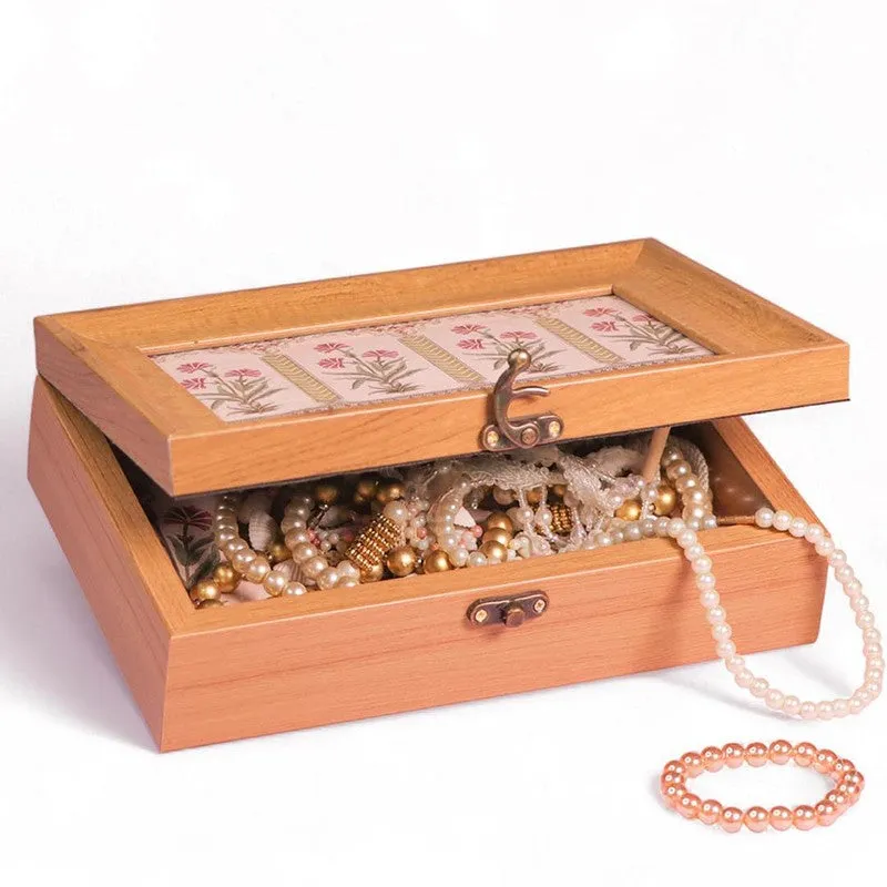 Gem Nest Jewel Box media 5