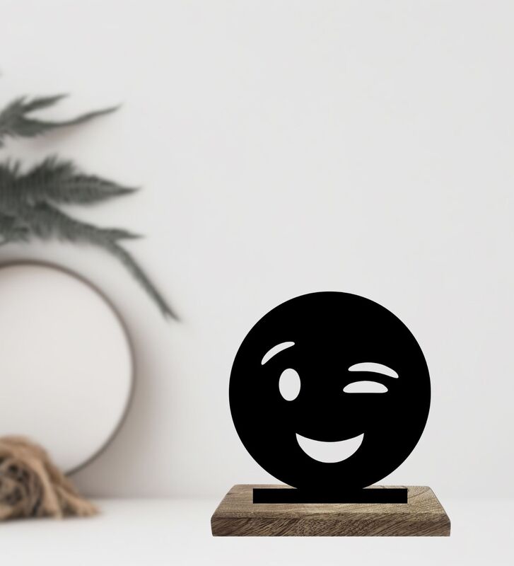 Wink and Wow Showpiece - Set Of Two media 4