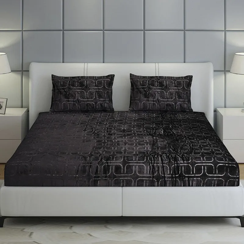 Monte Carlo Gentle Geometry Bedsheet (Charcol) - 300 GSM media 1