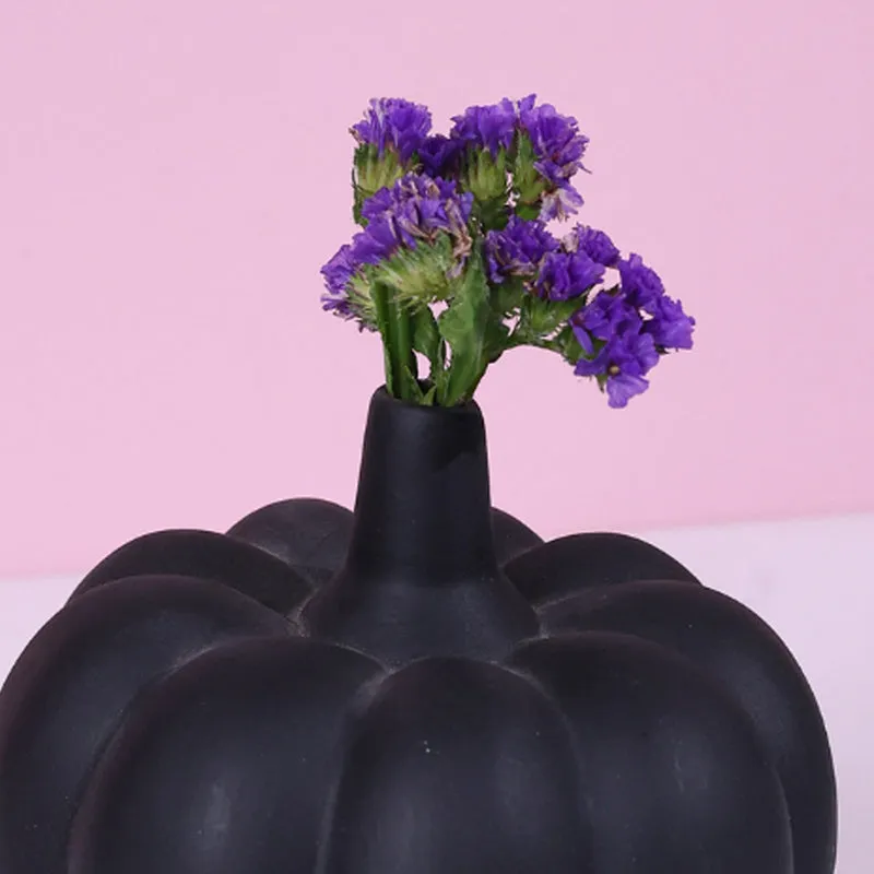Noir Pumpkin Ceramic Vase media 4