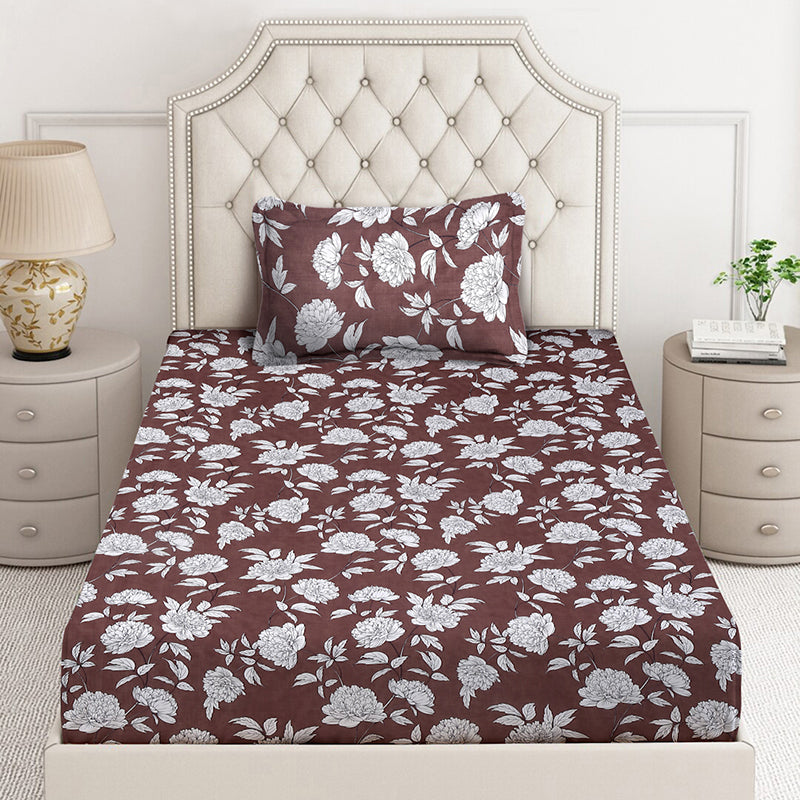 Petal Phase Floral Bedsheet - 130 GSM media 3