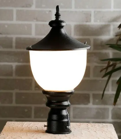 Acrylic Shade