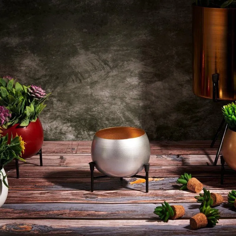 Eukene Metal Planter - Silver media 4