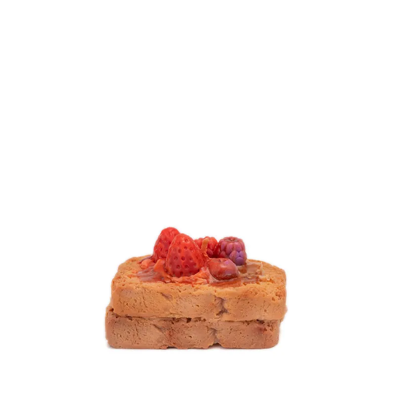 Berry French Toast Scented Candle - Orange media 5