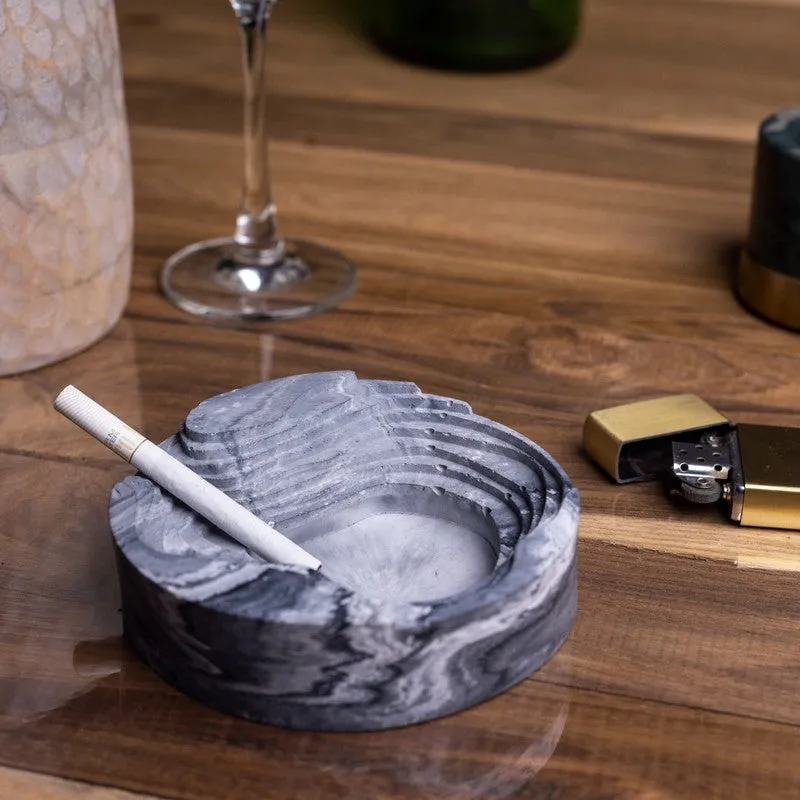 Sow Well Ash Tray - Grey media 1