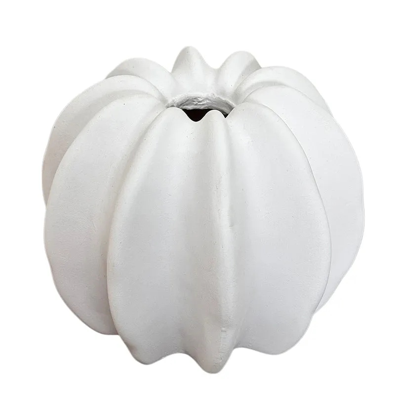 Mesa Mood Ceramic Vase media 3