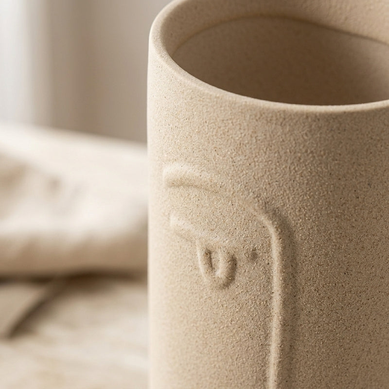 Ada Face Vase - Beige media 3
