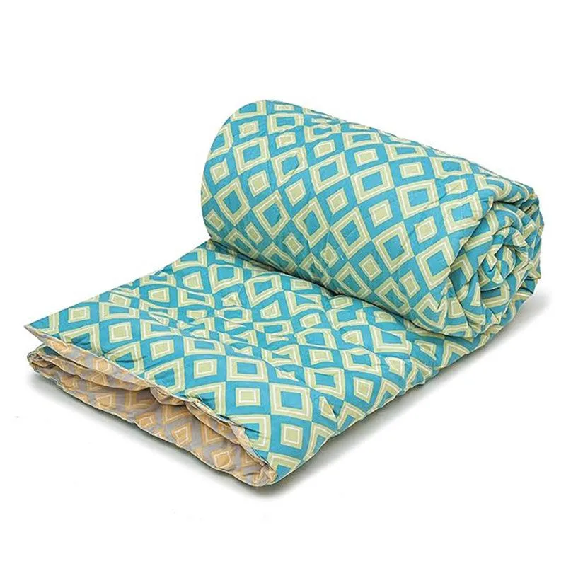 Rhombus Luxe Geometric Comforter - 150 GSM media 4