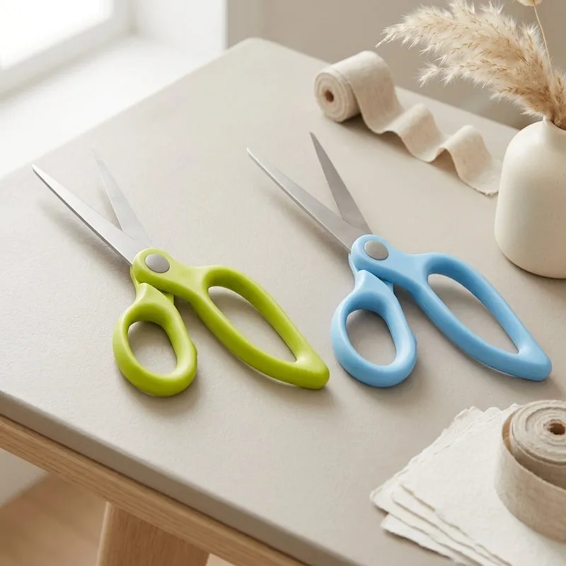 Pointed Scissor 130mm media 1